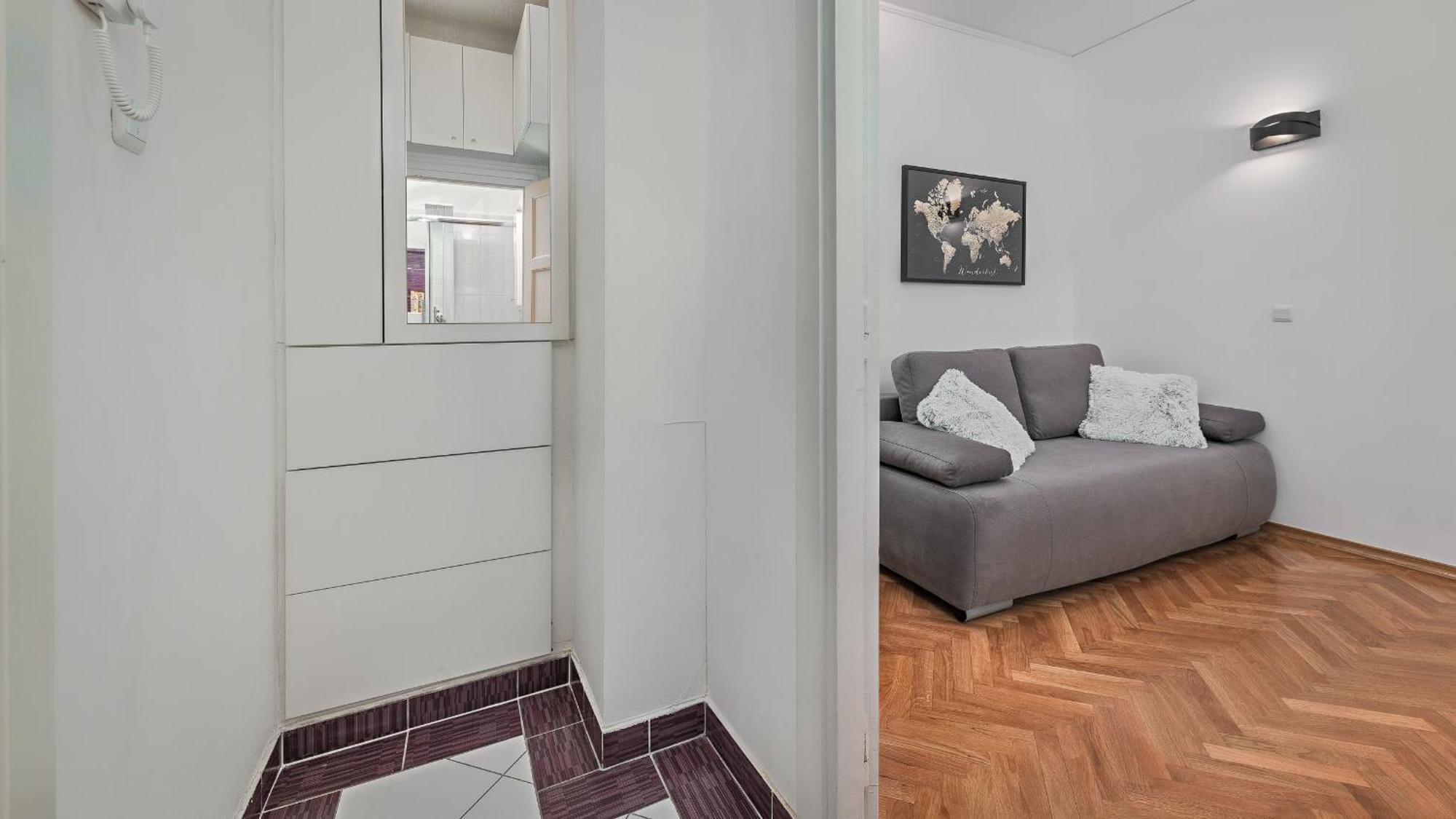 Iva'S Central Apartment Zagreb Bagian luar foto